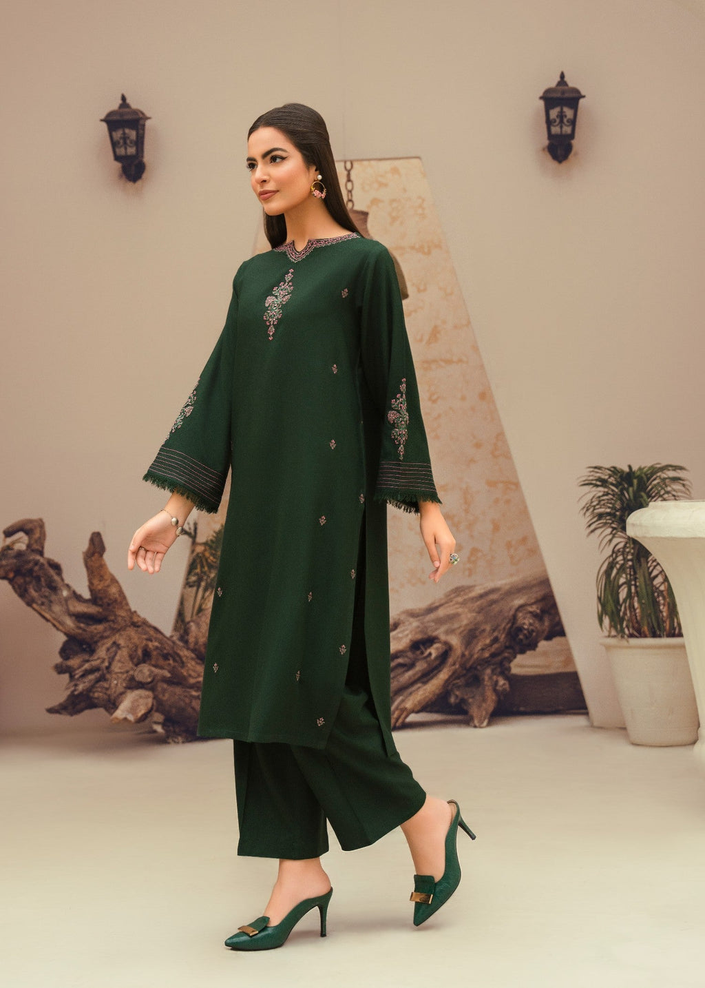 Thistle & Threads Emerald Women 2pcs