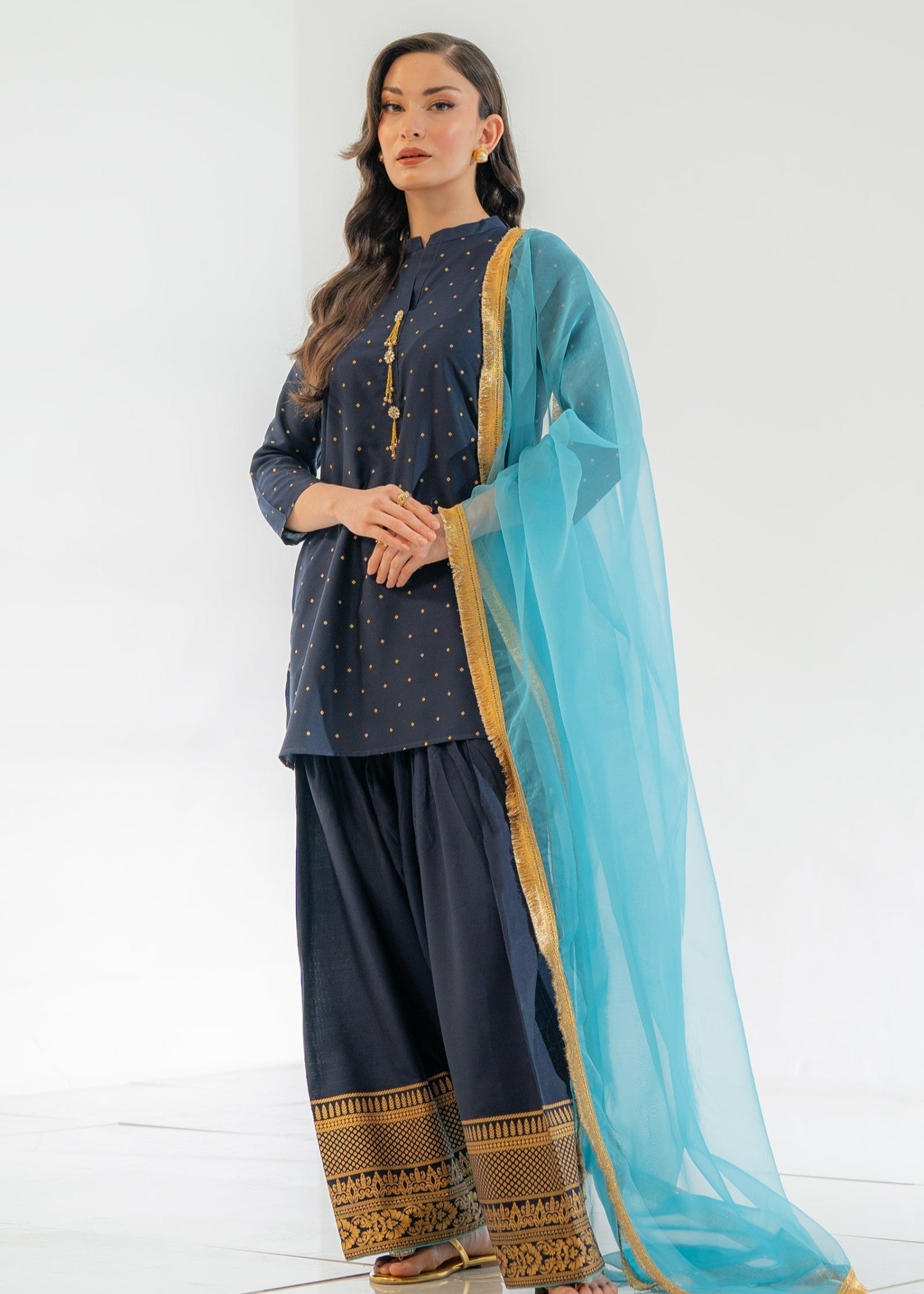 B.K Clothings Artistic Women 2pcs