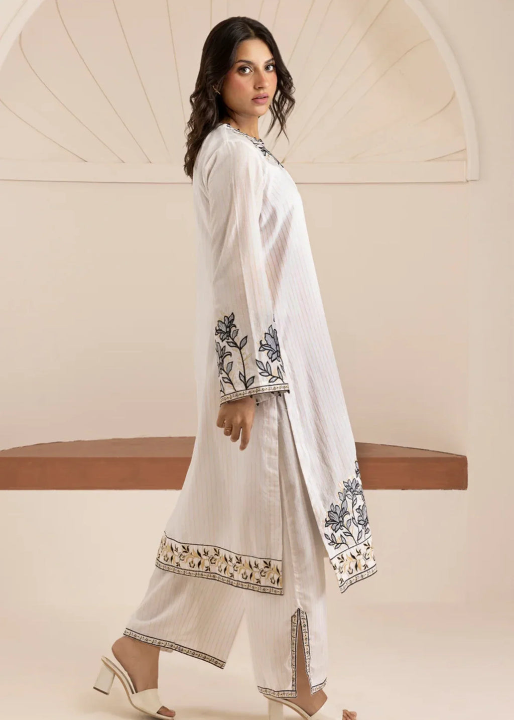 Zellbury WPS2522826 Women 2pcs