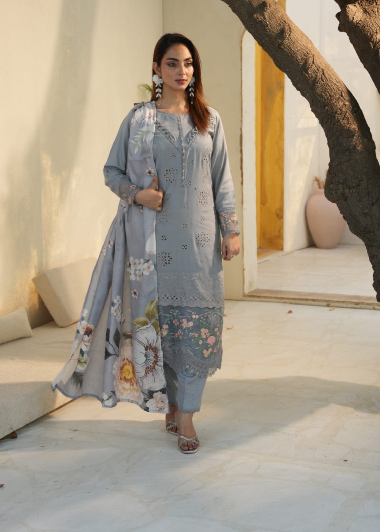 Designer Rack linen embraided pastel grey Women 3pcs