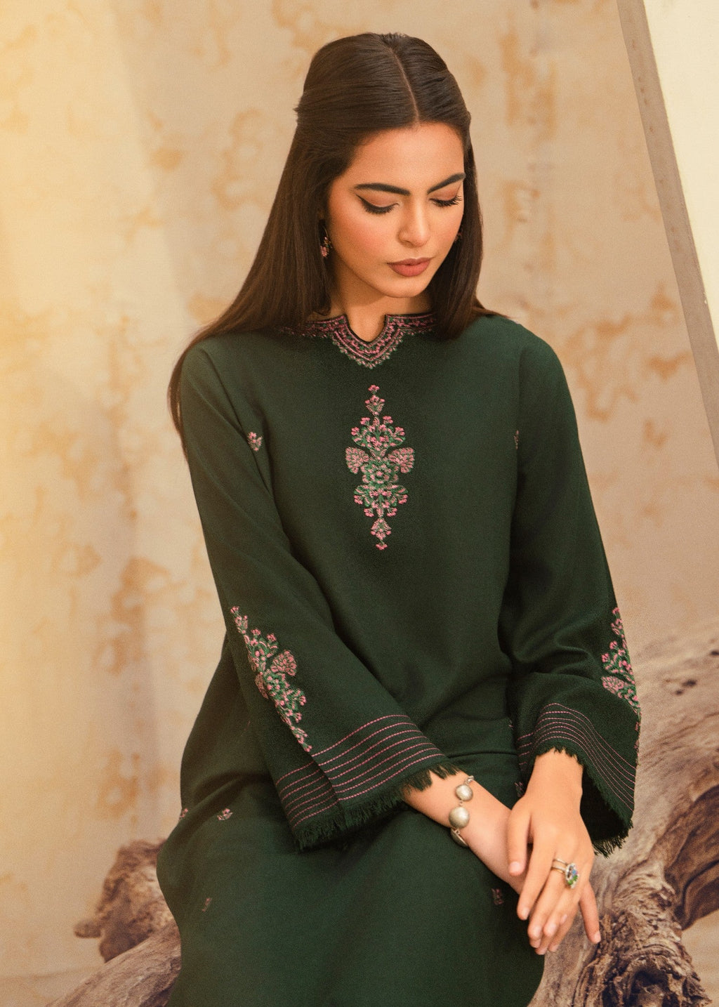 Thistle & Threads Emerald Women 2pcs