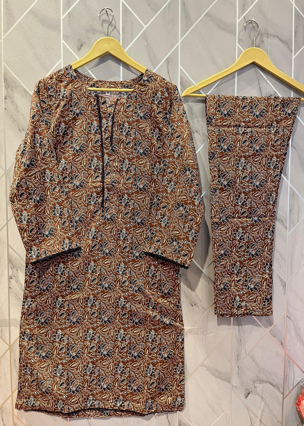 Salimas Lawn Cotton Suit – Brown Base with Black & White Floral Print Women 2pcs