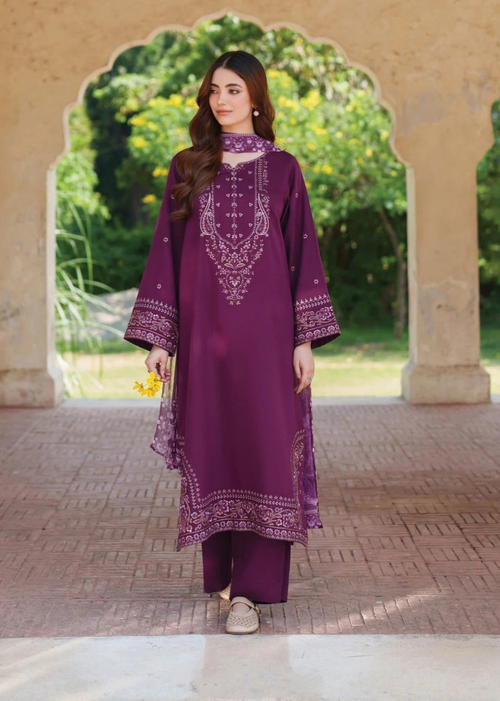 Chaudhary Arts Kaavish Embroidered Women 3pcs