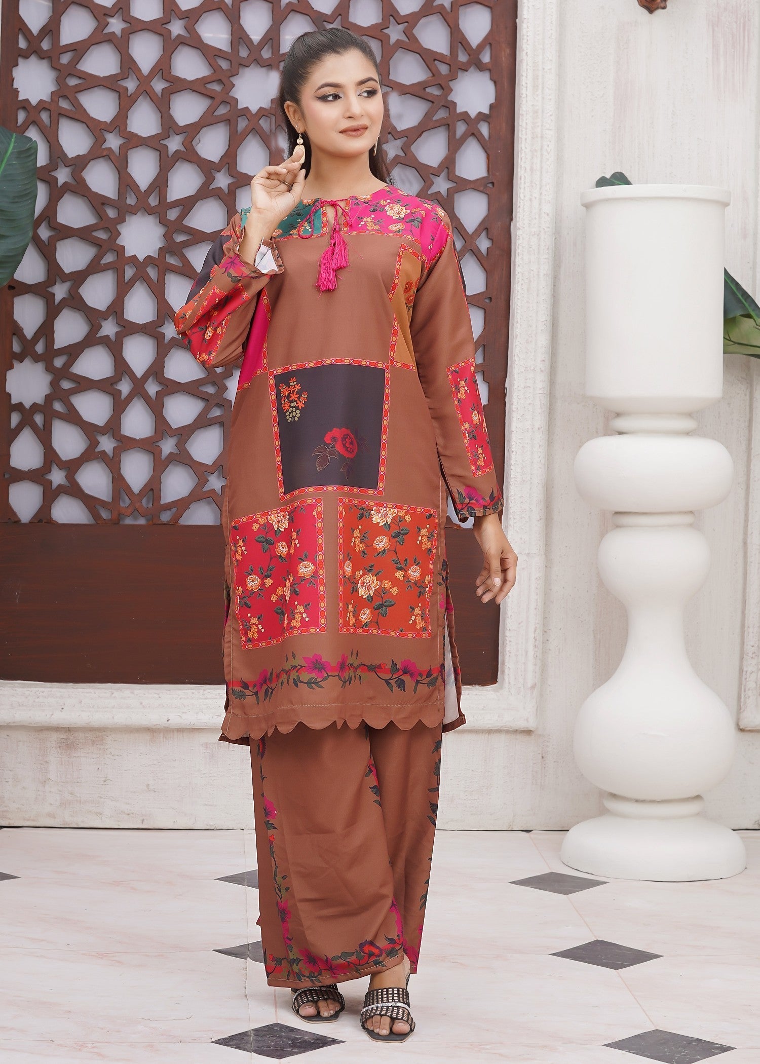 Hamna Kalim ZAITOON BROWN CORDS Women 2pcs