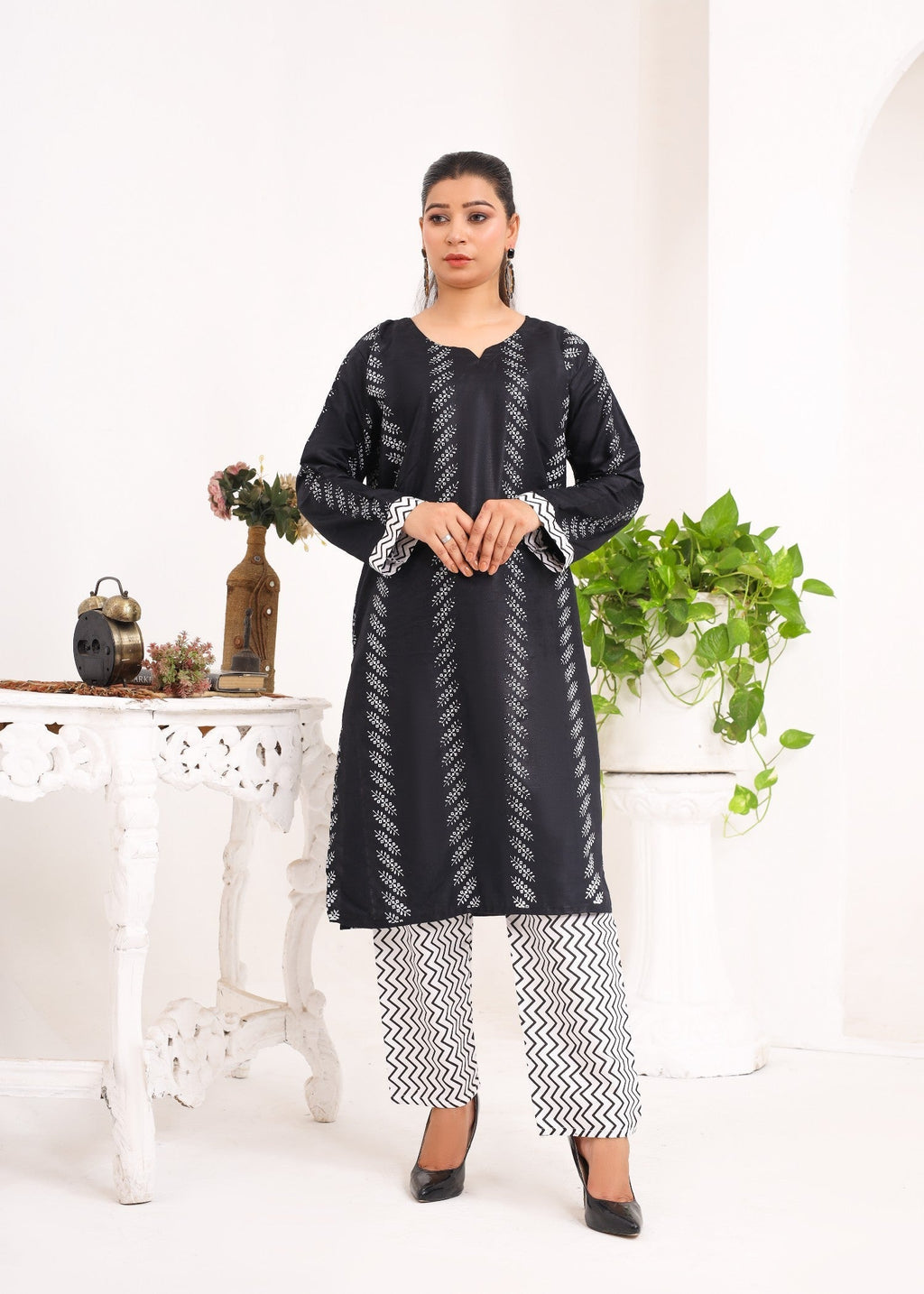 Libaas E Khaas Noorline Black Women 2pcs