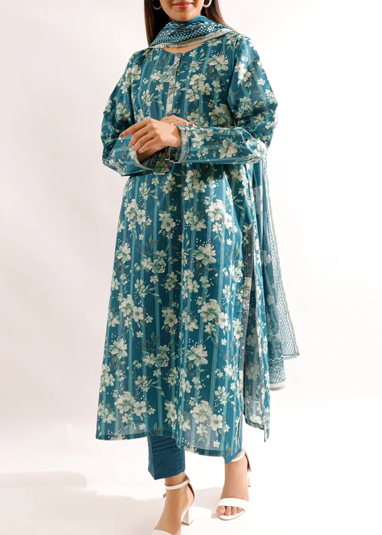 Saya Printed Embroidered Lawn Stitched Shirt WP1P 1711 Women 1pcs