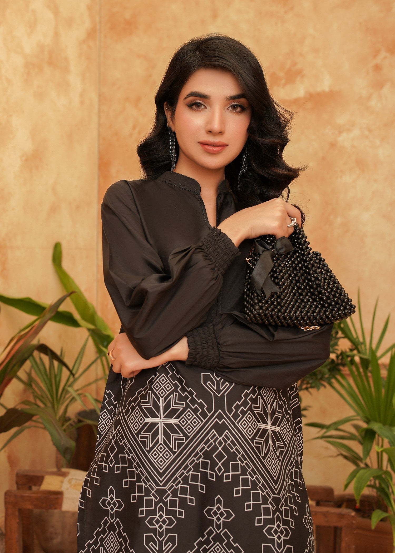 WearCuckoos Mughlia Women 2pcs