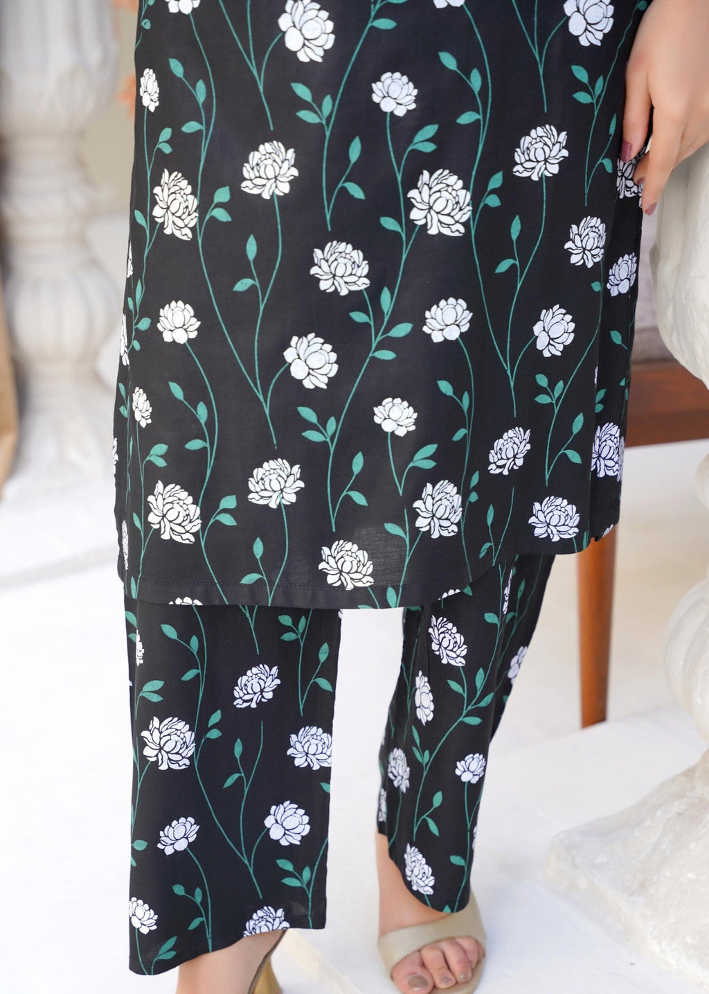 Chaudhary Arts Dream Black Women 2pcs