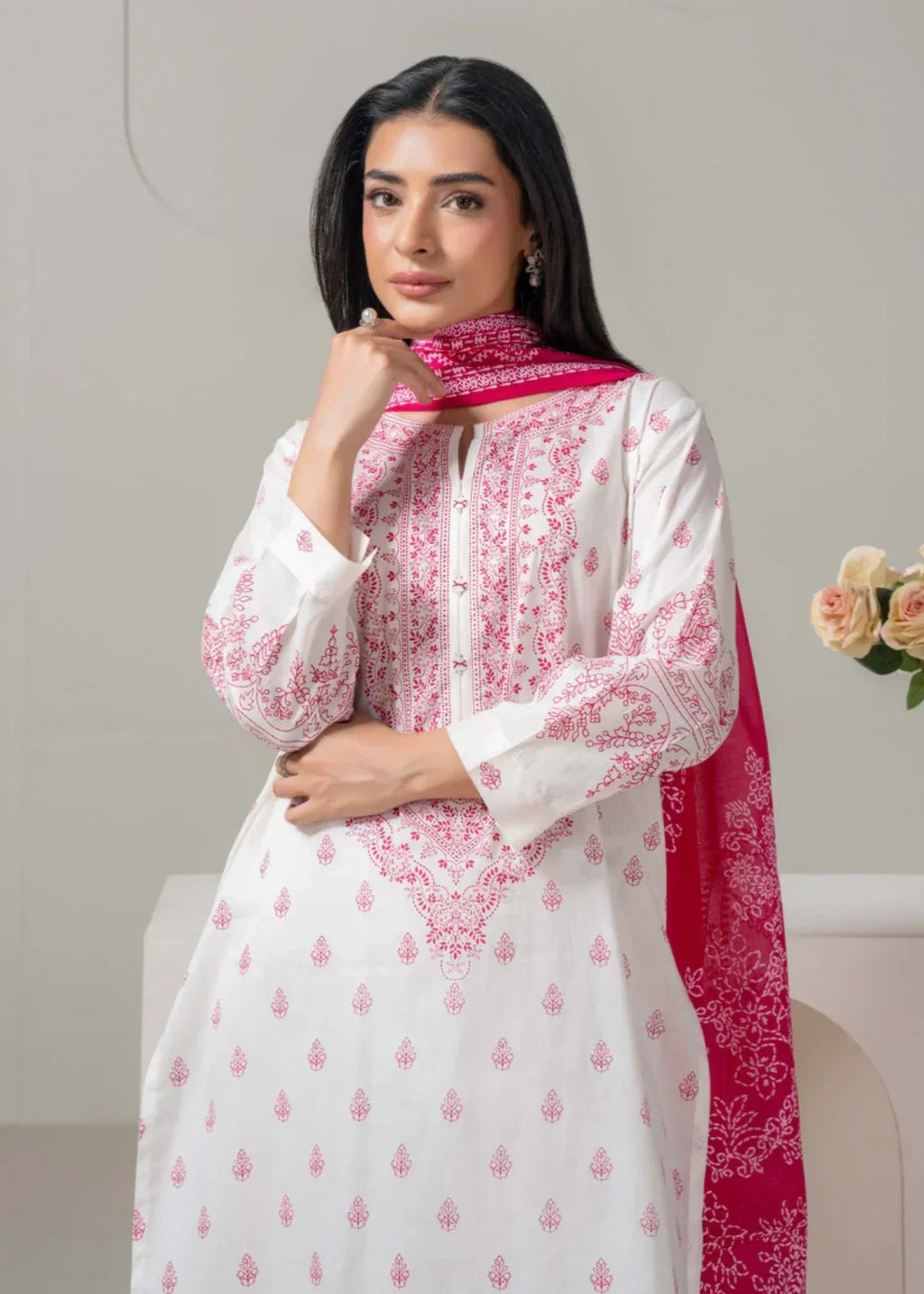 Stylish Collection NOOR BAANO Women 3pcs
