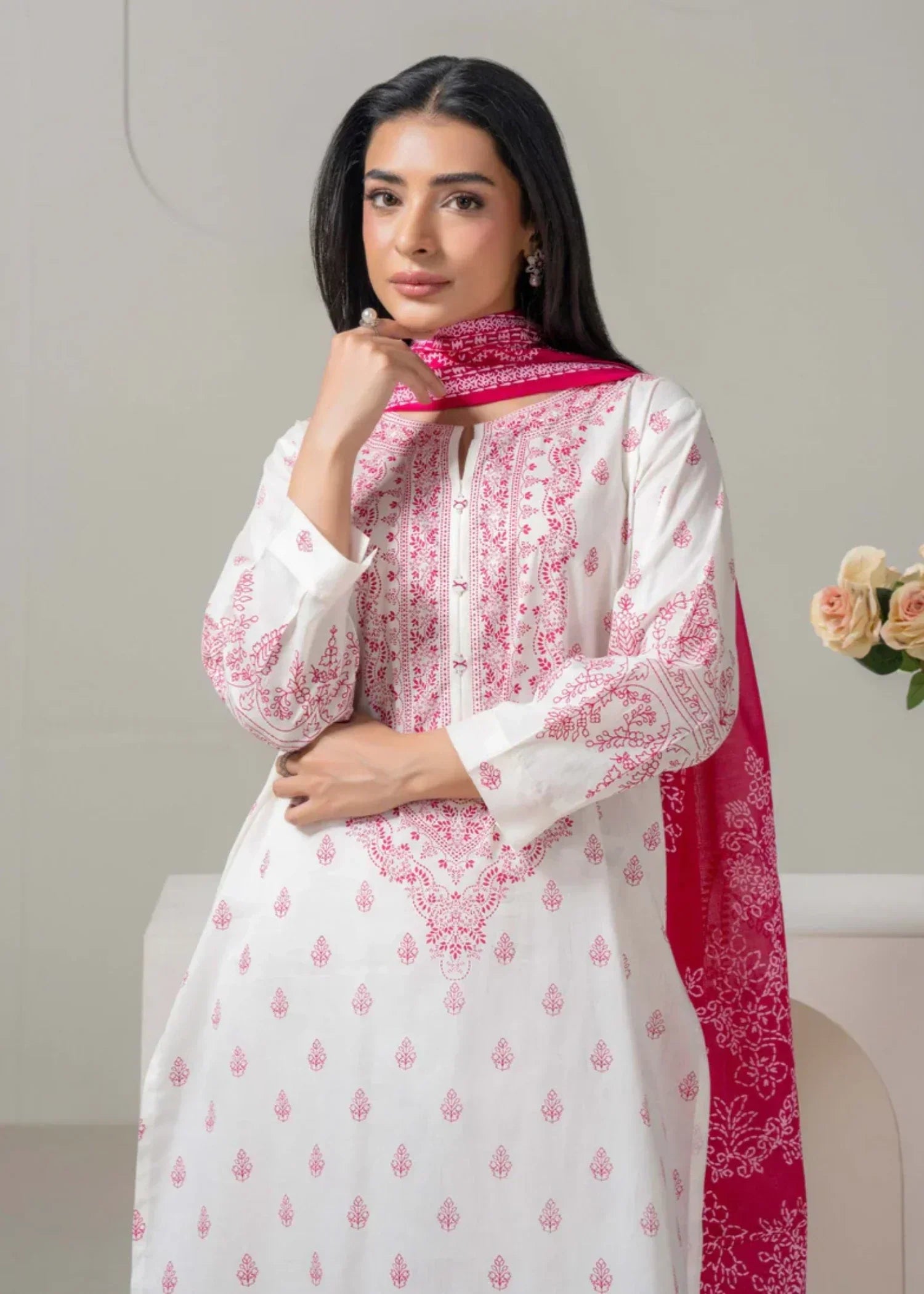 Stylish Collection NOOR BAANO Women 3pcs