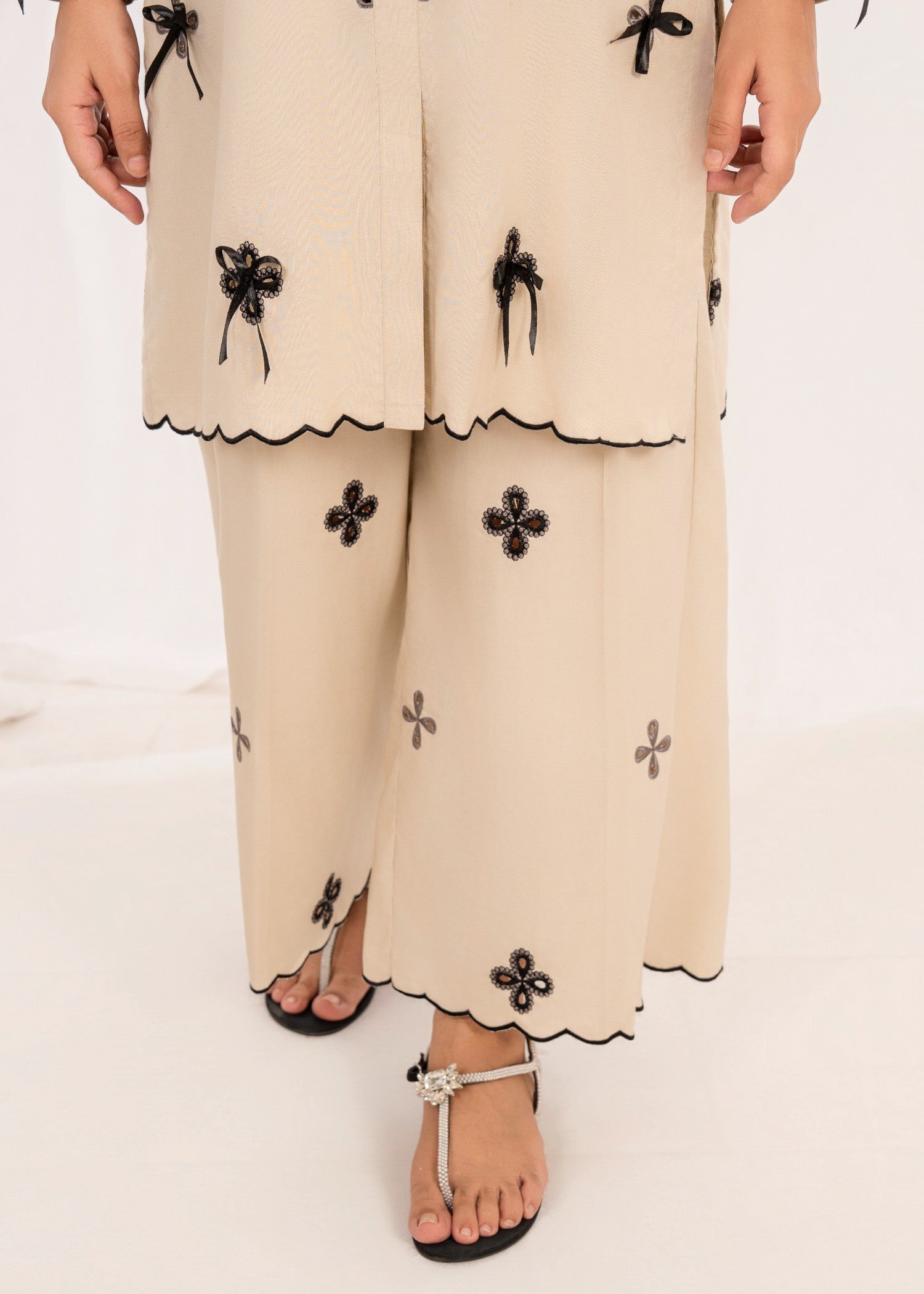 Sahibas By Mirza Jaipur Women 2pcs