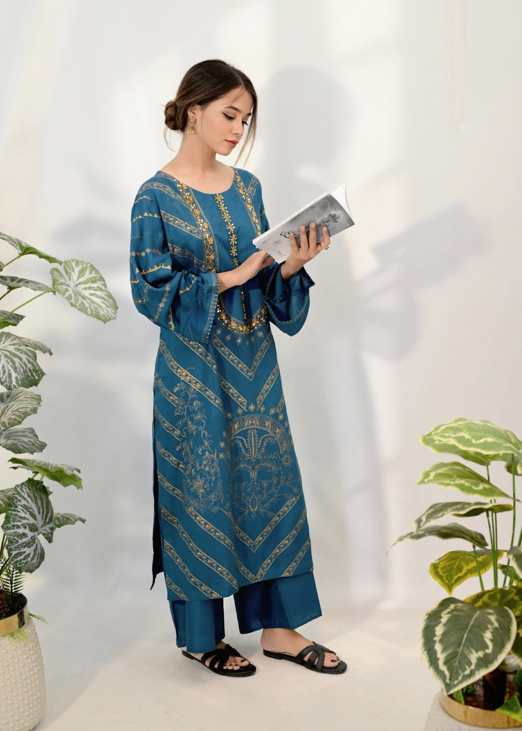 Virrora.Pk ANAYA BLUE Women 2pcs