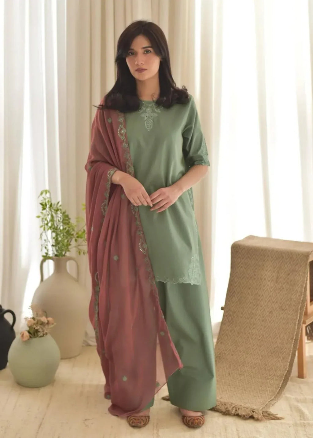 Virrora.Pk AIRA (FARSHI SHALWAR) Women 3pcs