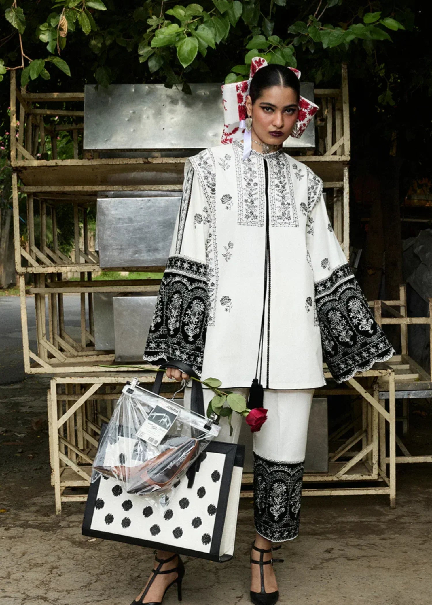 Jugnu Ayai Women 2pcs