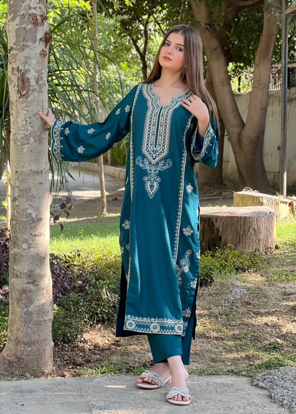 Tehzeeb Libas EMARLD GRACE EMBROIDERED Women 2pcs