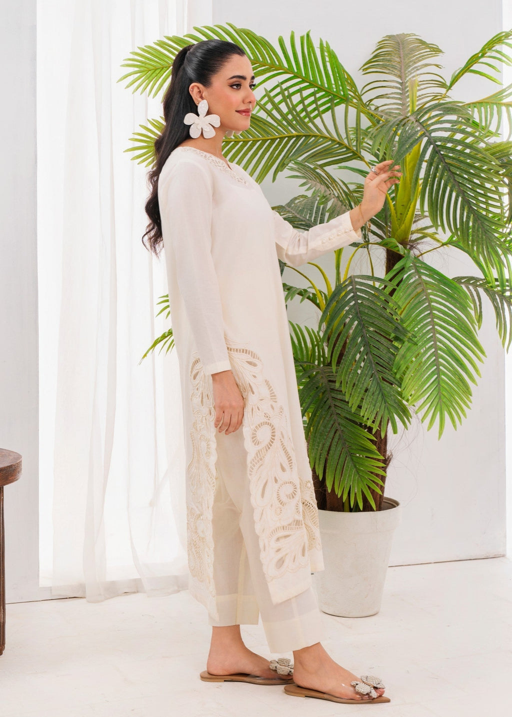 Sahibas By Mirza Casper White Women 2pcs