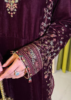 Laal Clothing Velvet V 07 Women 3pcs