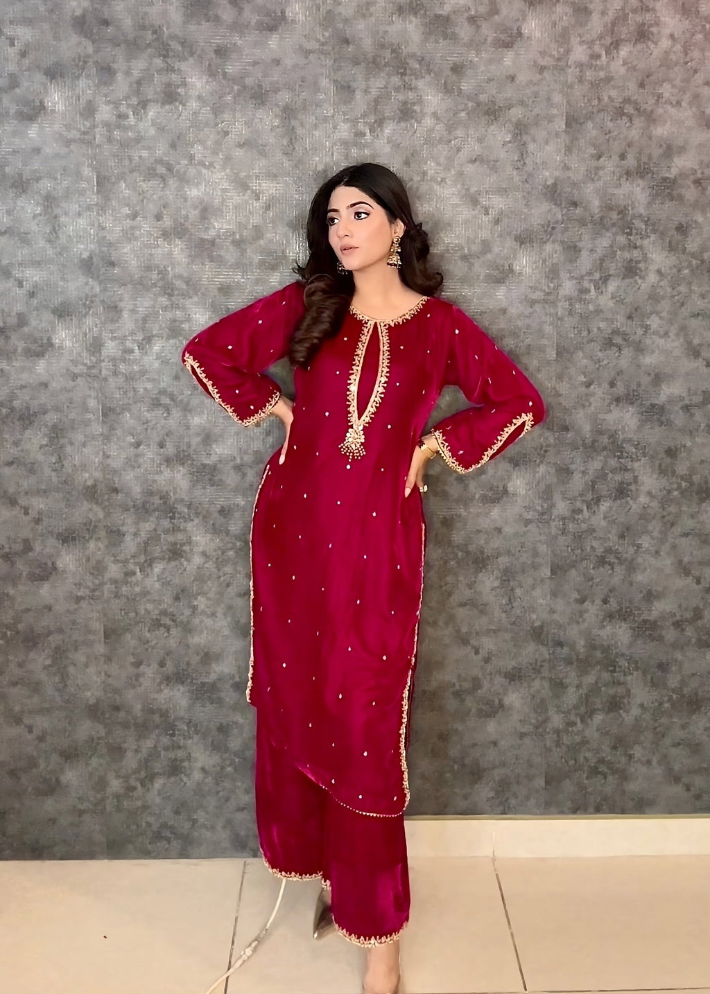 Laal Clothing Velvet V 04 Women 2pcs