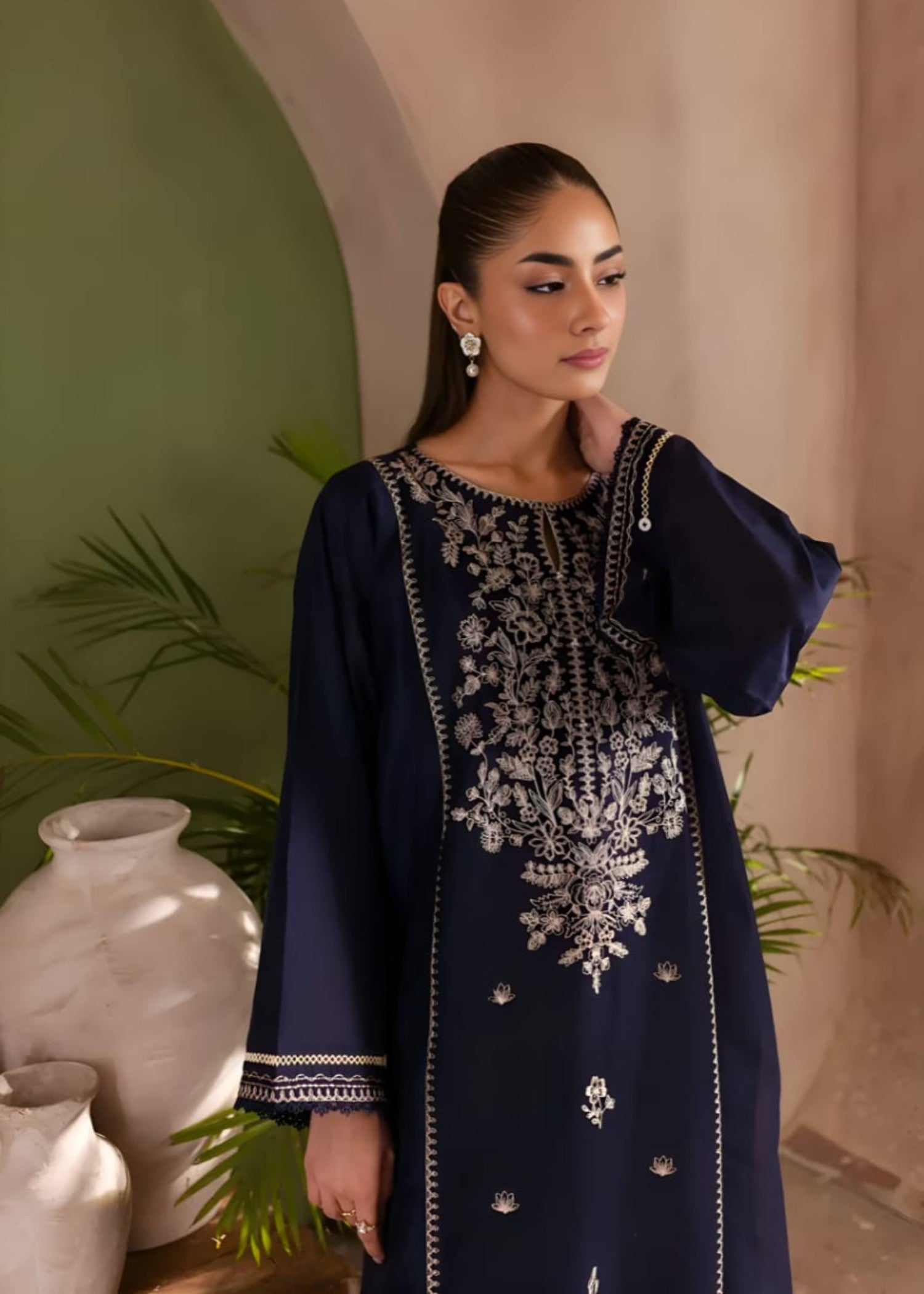 Shehroz Fashion Haya lawn embroidery suit Women 2pcs