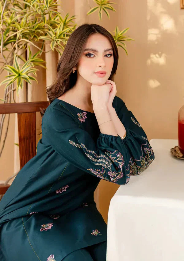 Sabahaats Zehra – Deep Sea Green Elegance in Embroidered Lawn Women 2pcs