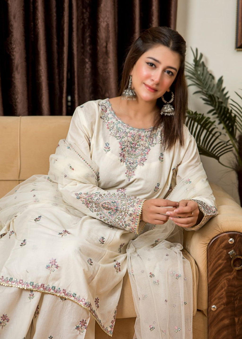 Alfatah Pret Embroidered Lawn ZAUQ S25 0019 Women 3pcs