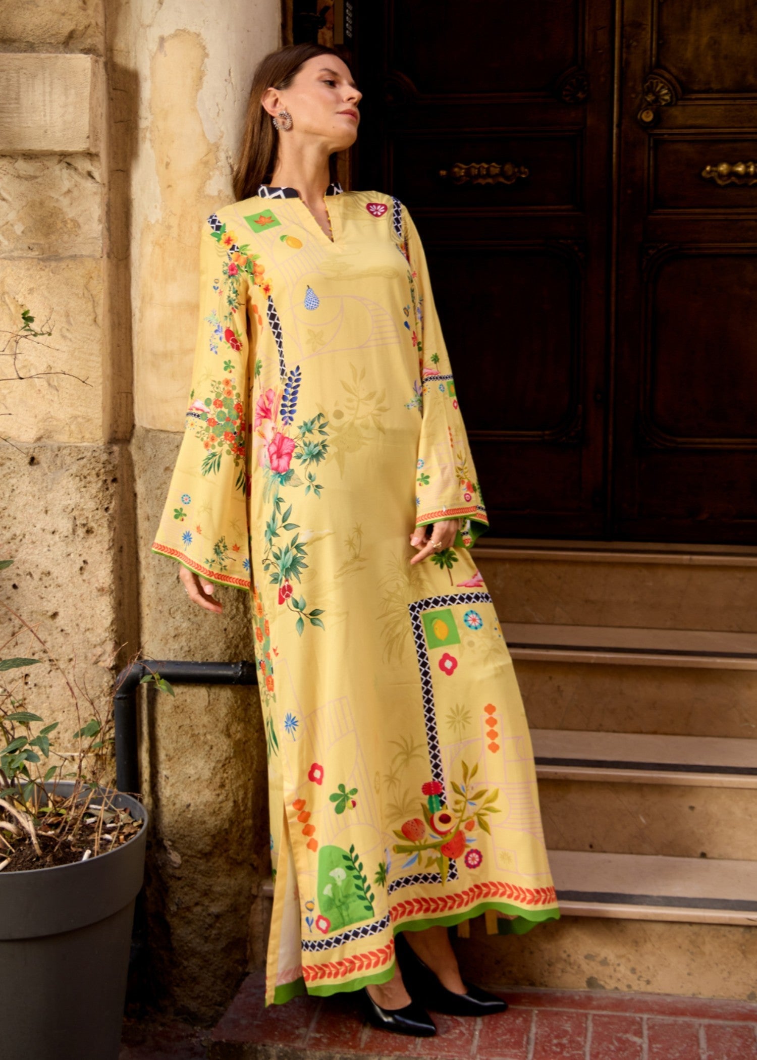 Kiara Neon Kaftan Women 1pcs