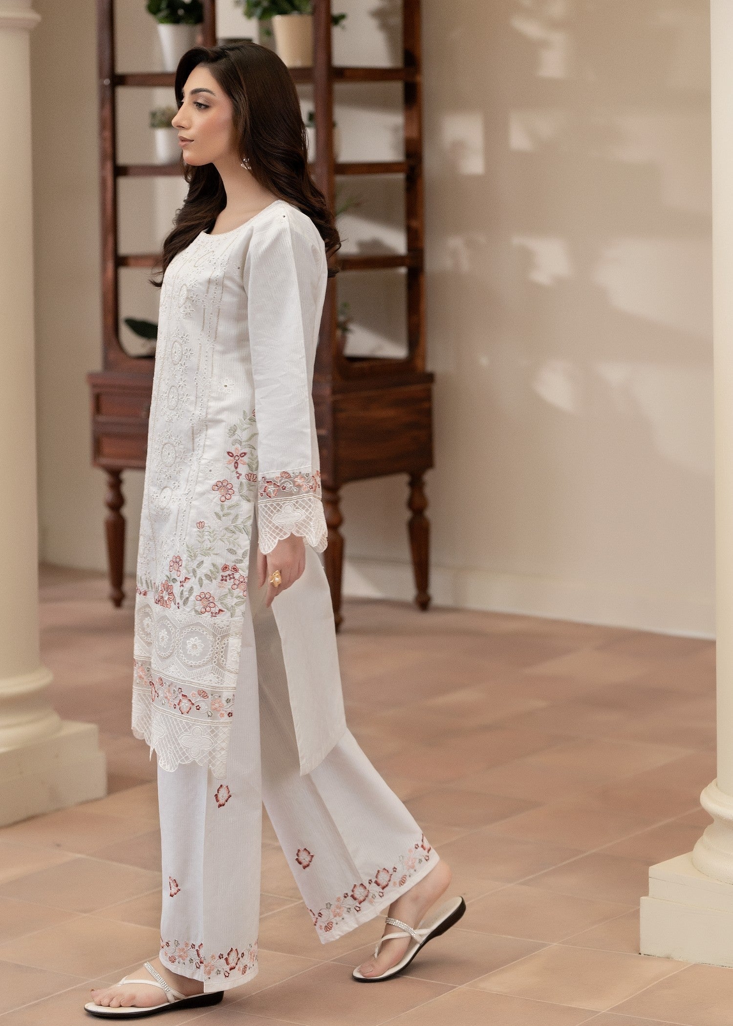 Flutterby Alice wt Women 2pcs