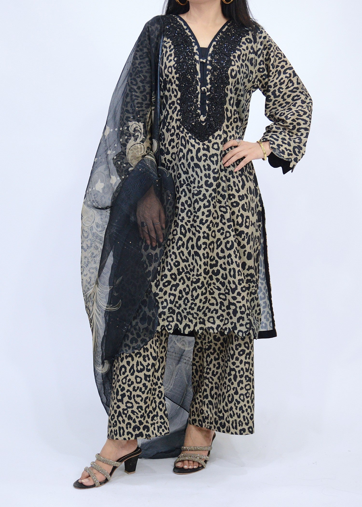 MMG Garments Cheetah Charm Kurta Set Dust Colour Women 3pcs