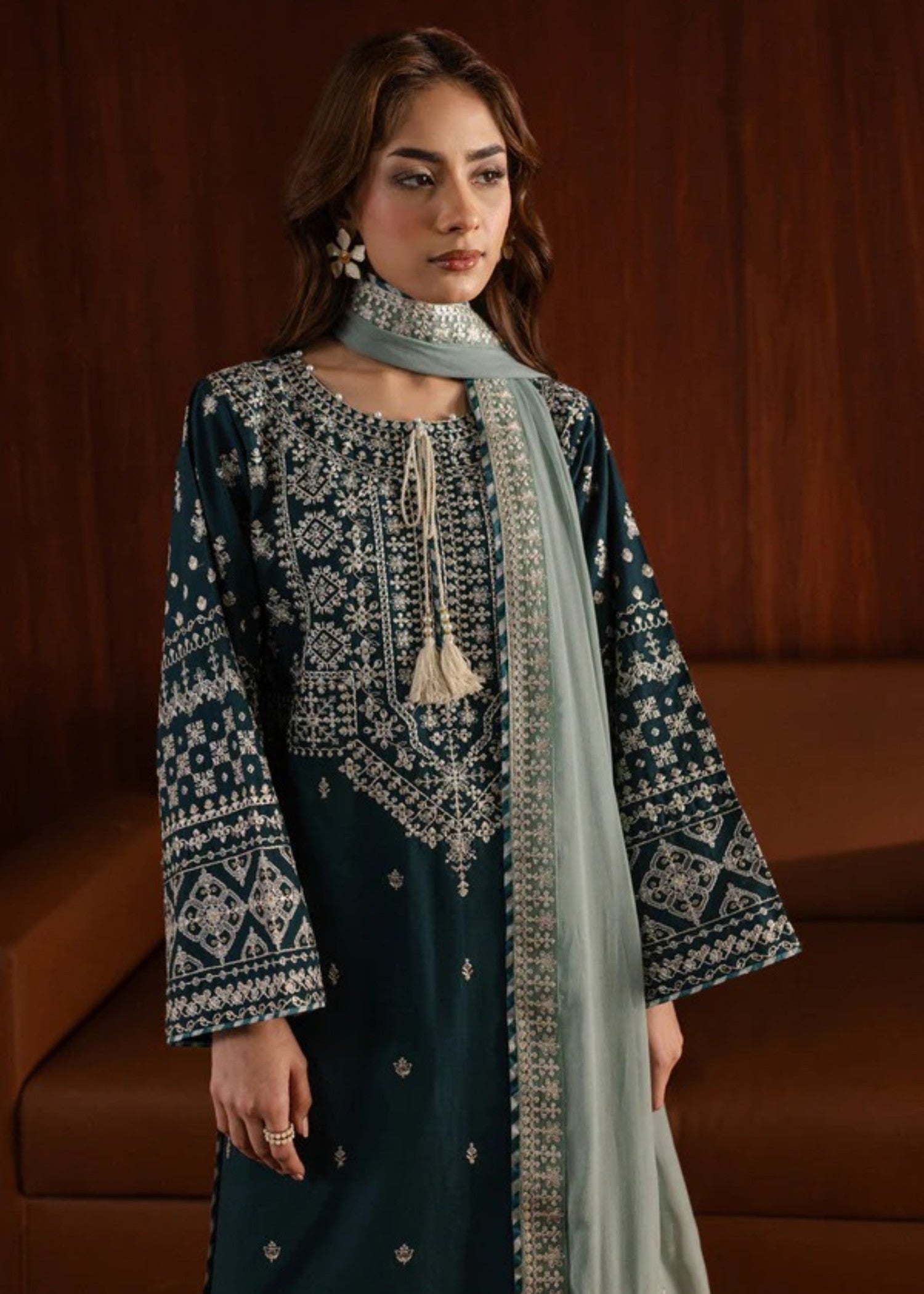 Chaudhary Arts Arzu Embroidered Women 3pcs