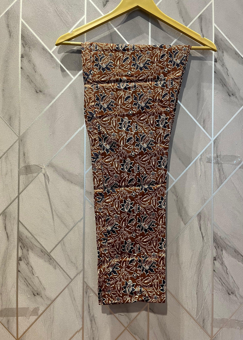 Salimas Lawn Cotton Suit – Brown Base with Black & White Floral Print Women 2pcs