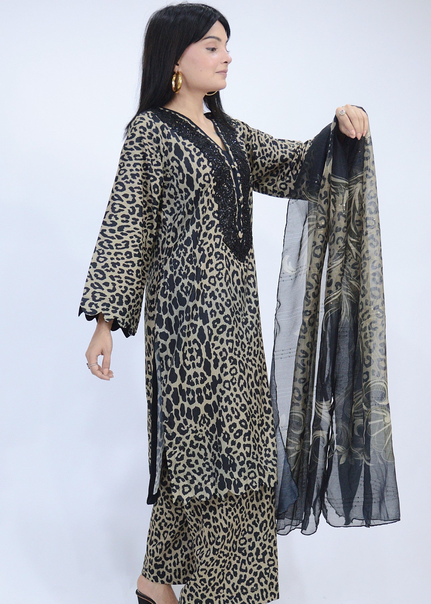MMG Garments Cheetah Charm Kurta Set Dust Colour Women 3pcs