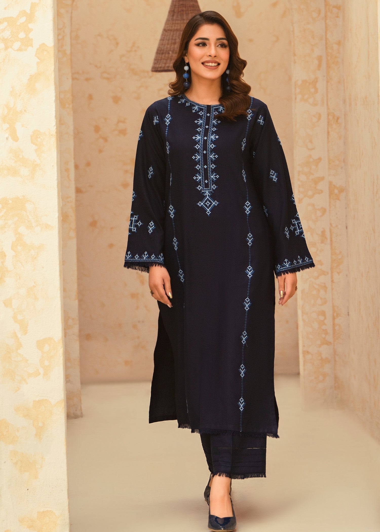 Thistle & Threads Sapphire Women 3pcs