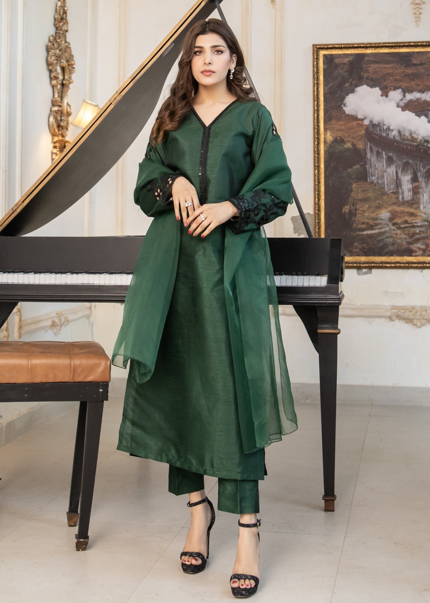 Naaz Couture Bottle Green Embroidered Raw Silk Suit Women 3pcs