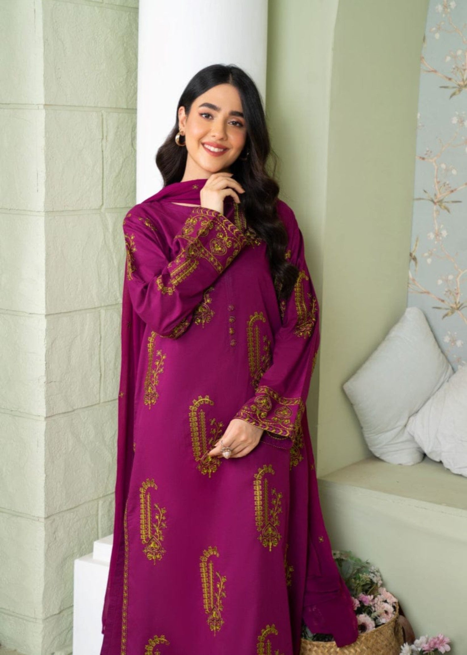 Shehroz Fashion AMBER BLOOM LAWN EMBROIDERY SUIT Women 2pcs