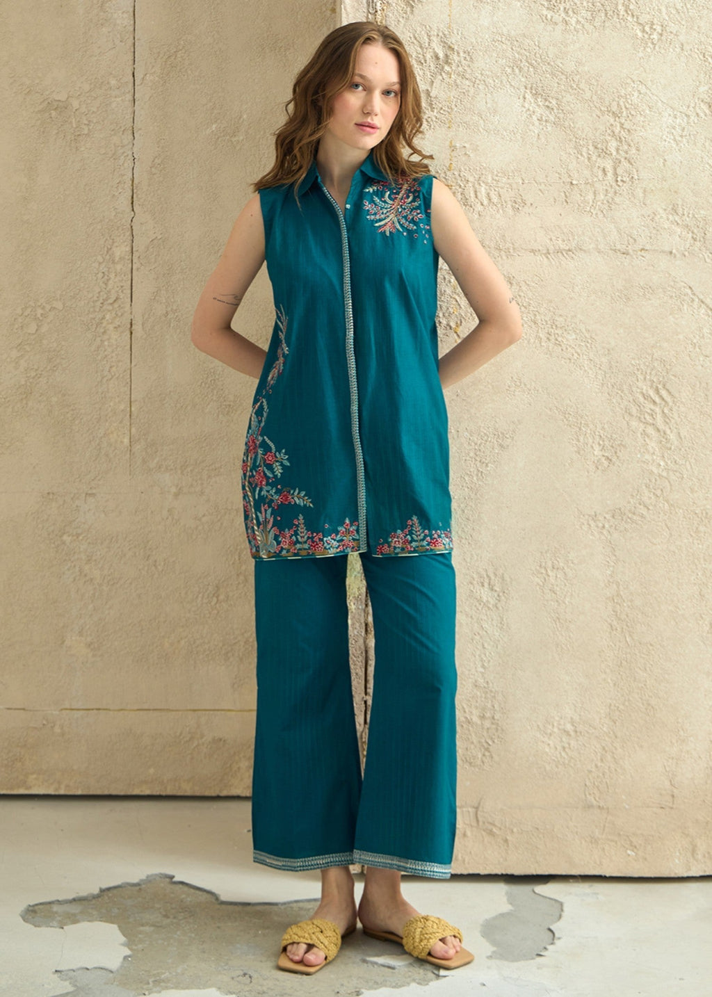 Kiara Lumira – Embroidered Co ords Set Women 2pcs