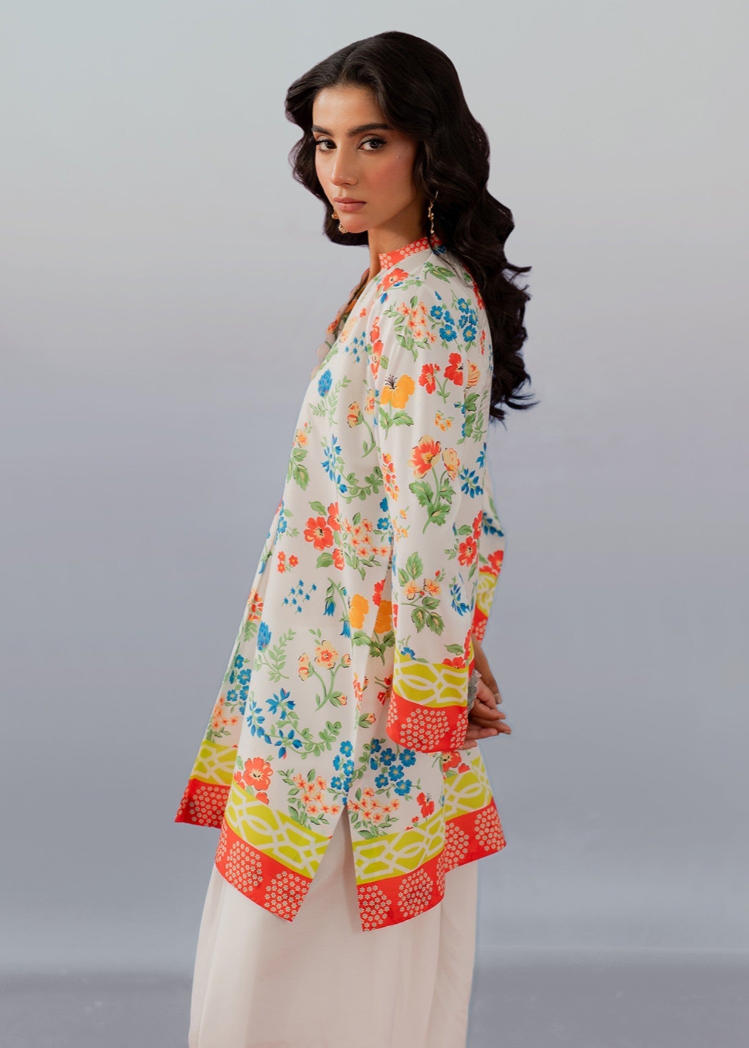 Kiara Sorrel Women 2pcs