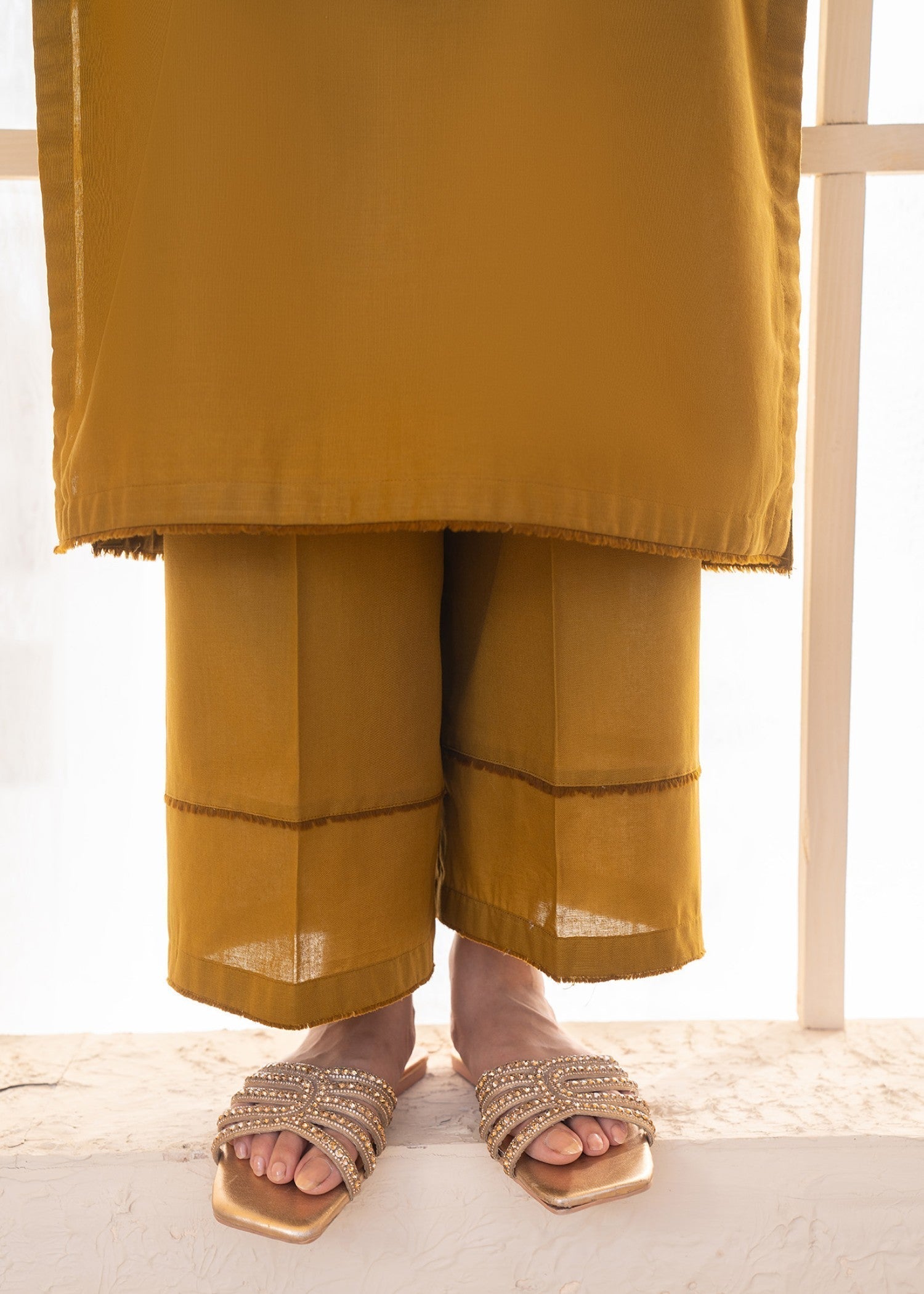 Mannat Wooly Women 2pcs