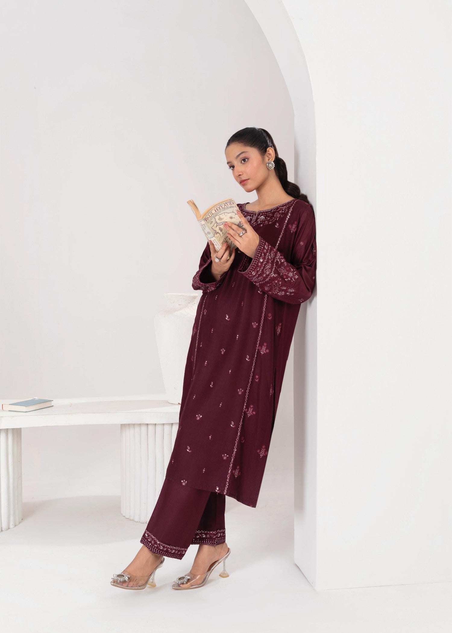 Stylish Collection LARA EMBROIDERED PLUM Women 2pcs
