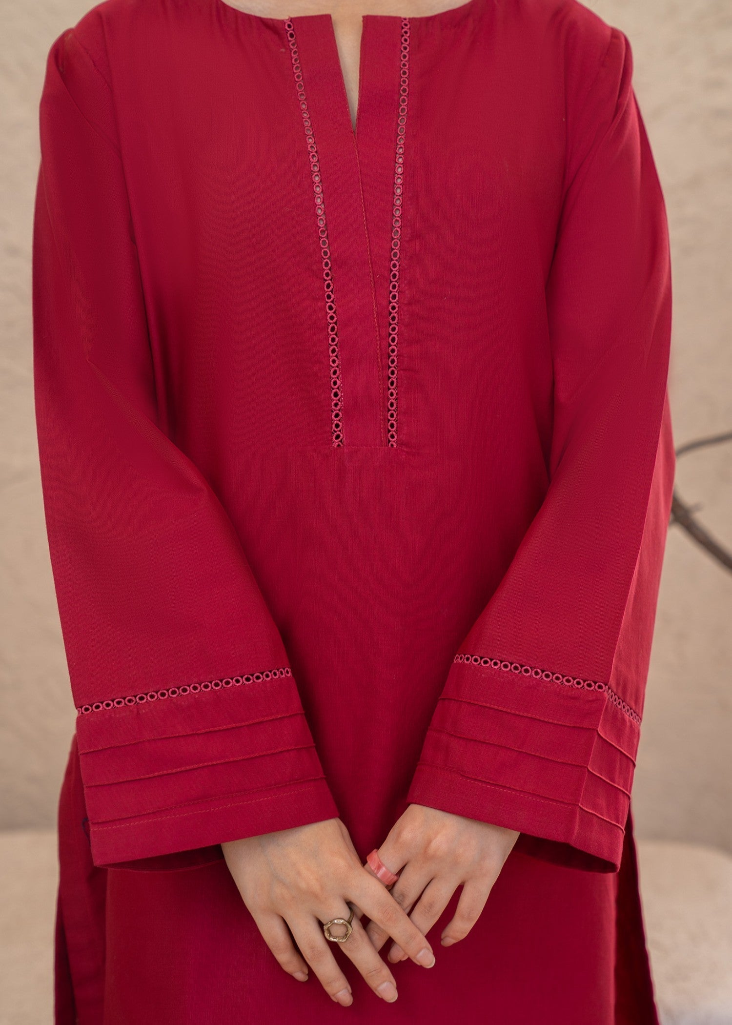 Mannat Bare Women 2pcs