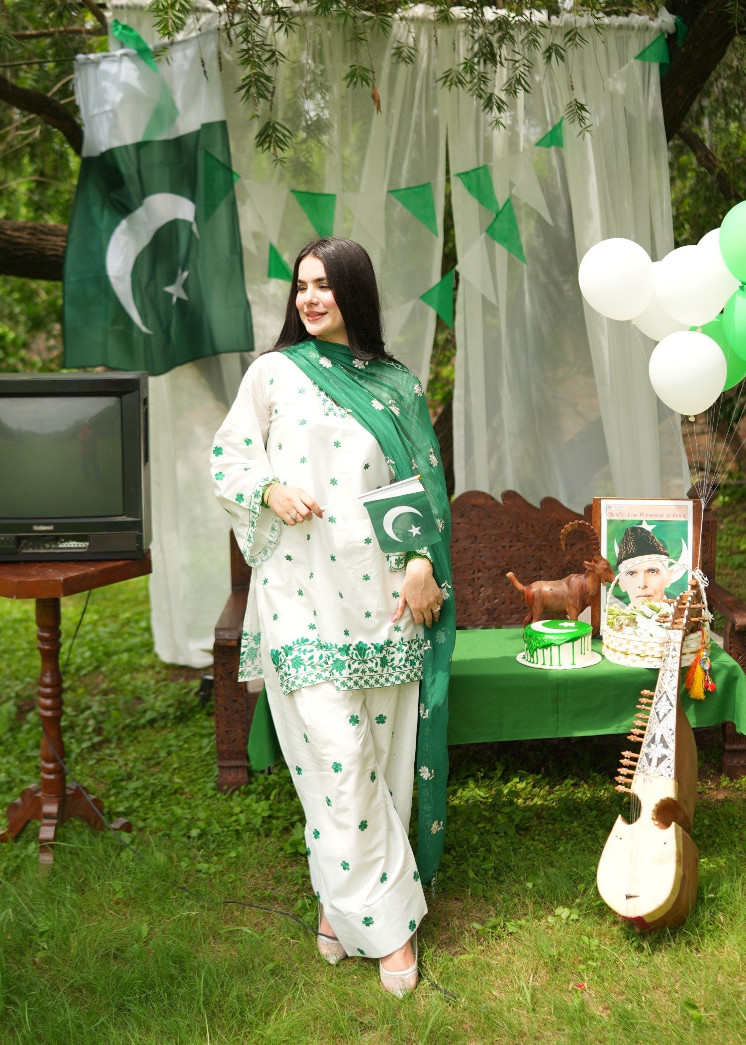 Rungrez Farshi Shalwar Pakistani Ethnic Lawn outfit Women 3pcs