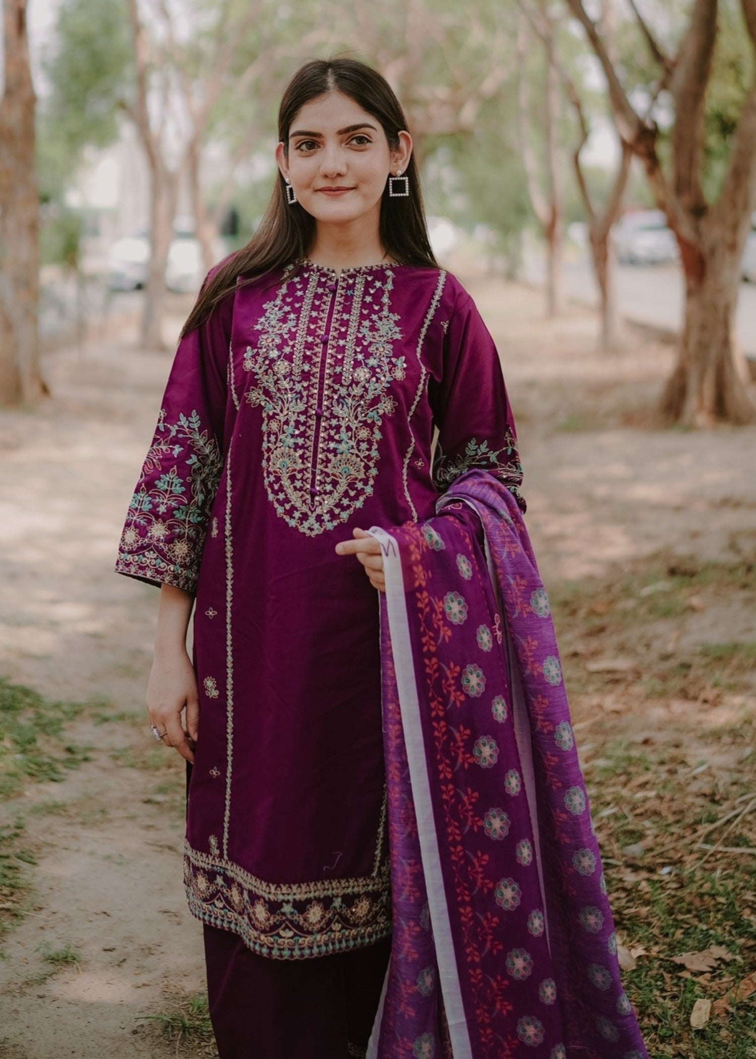 Haraj Collections Plum Embroidered Lawn Cotton Women 3pcs