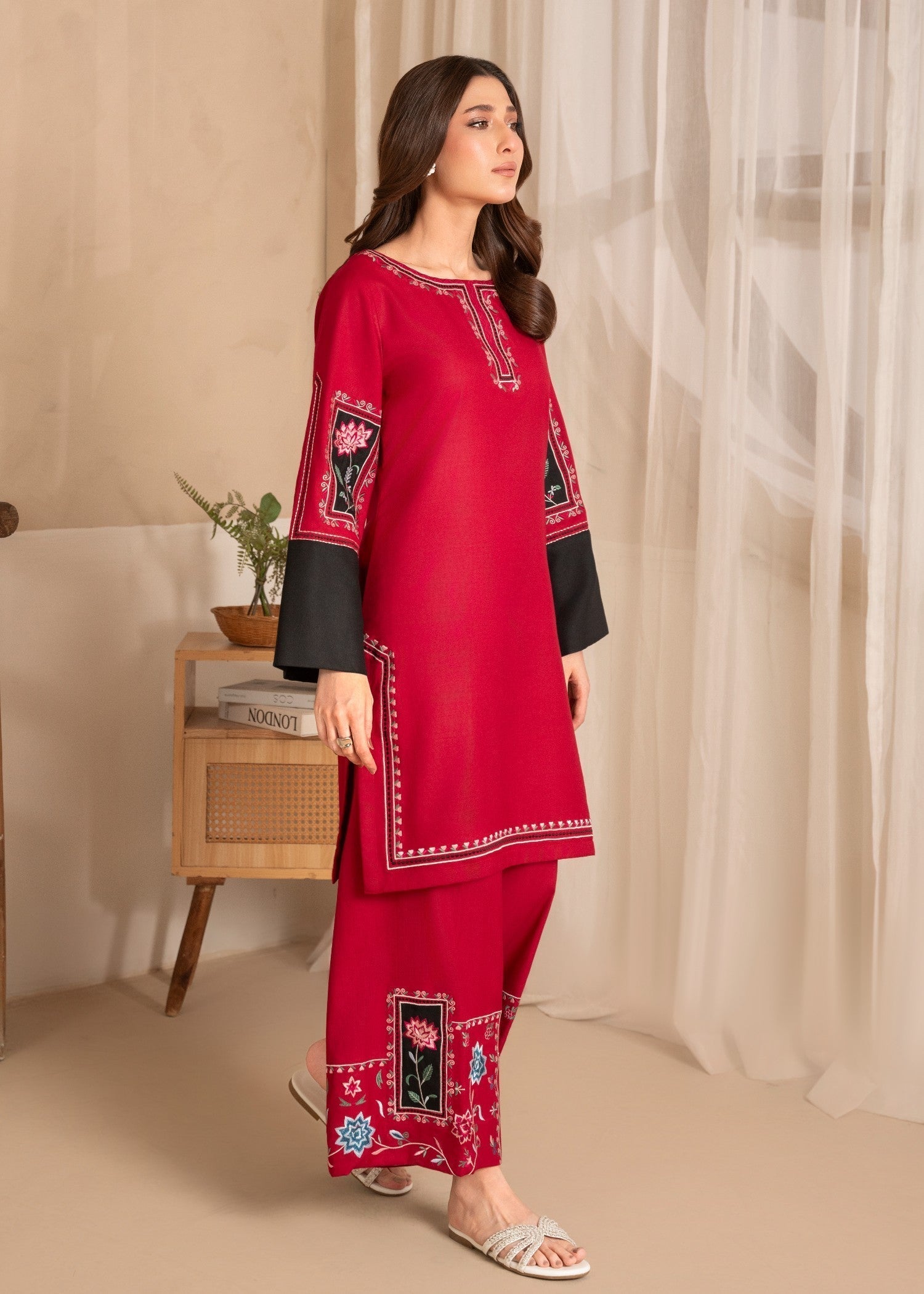 Sahibas By Mirza Miraaz Women 2pcs