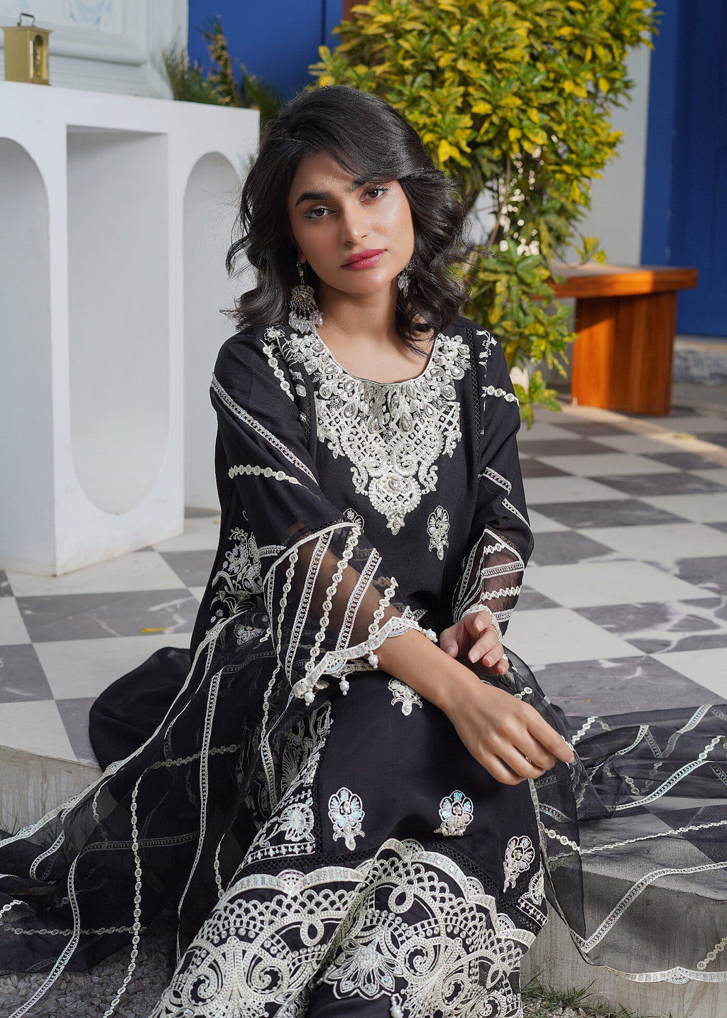 Pehnawa Fashion Bold Black chiffon Women 3pcs