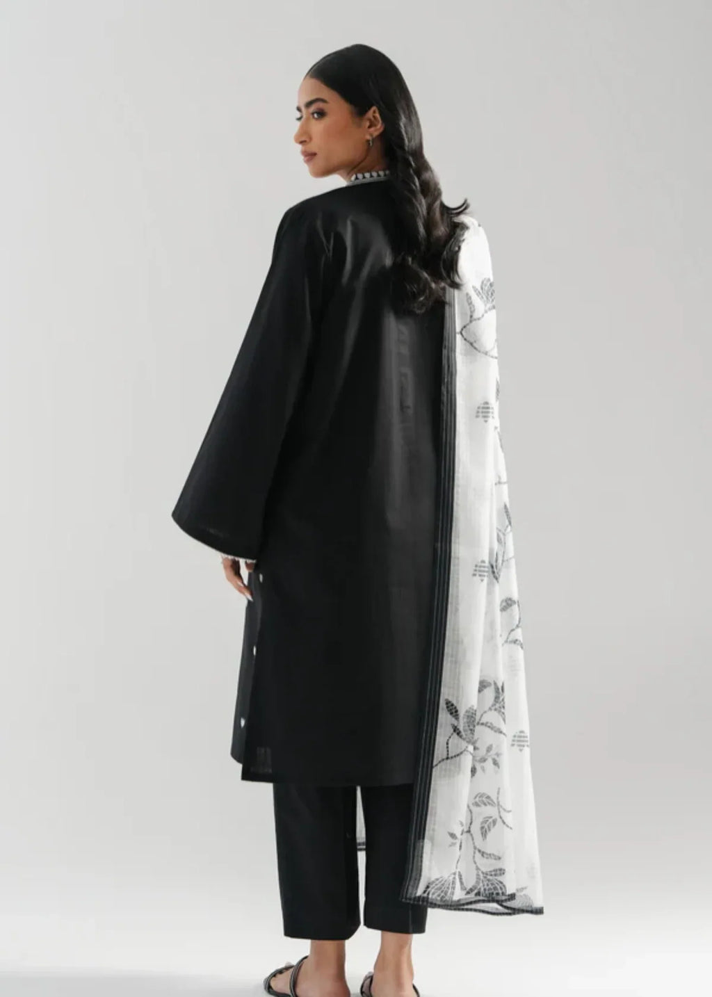 Zeen EMBROIDERED SUIT WAM35210 Women 3pcs