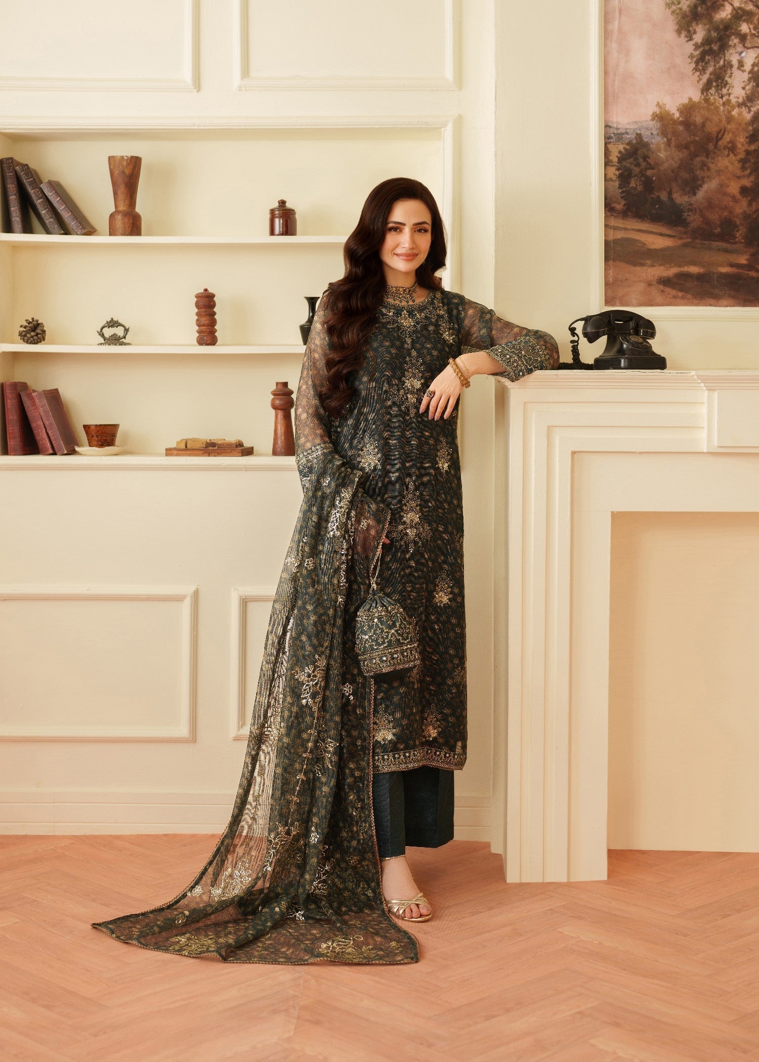 Mohagni LD 01 STITCHED I UNSTITCHED Women 4pcs