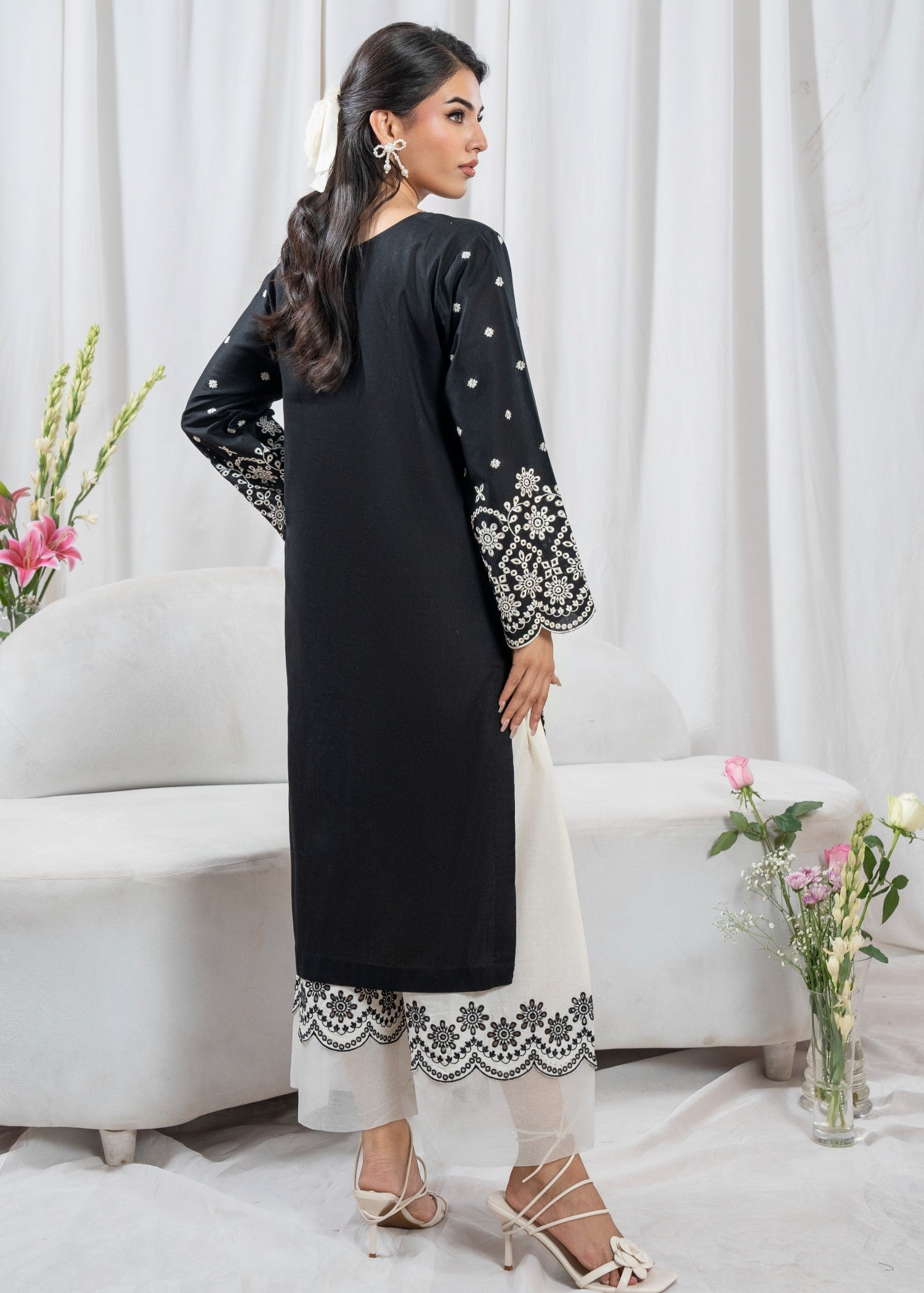 Zoya&Zafar Monochrome Maison Women 2pcs