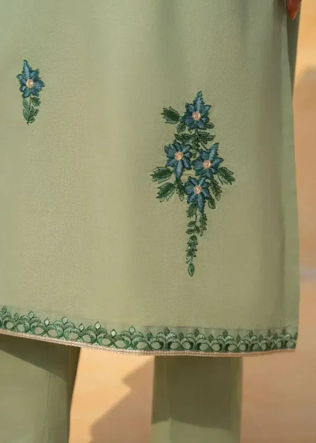 Chaudhary Arts Hayfa Embroidered Women 3pcs