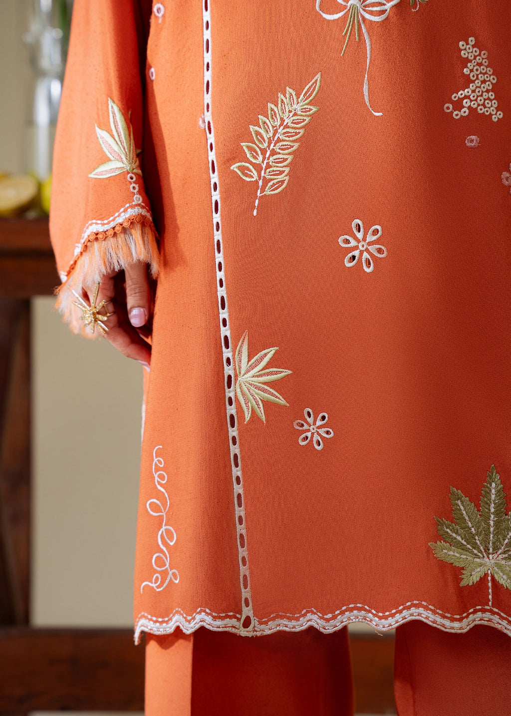 Saira Shakira Amber Aura Women 2pcs