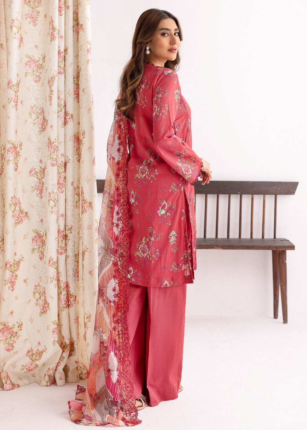 Aik Pret Gulzaar 25 Women 3pcs