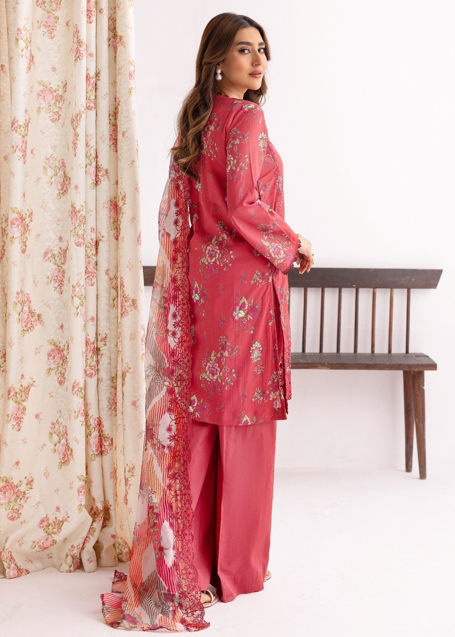 Aik Pret Gulzaar 25 Women 3pcs